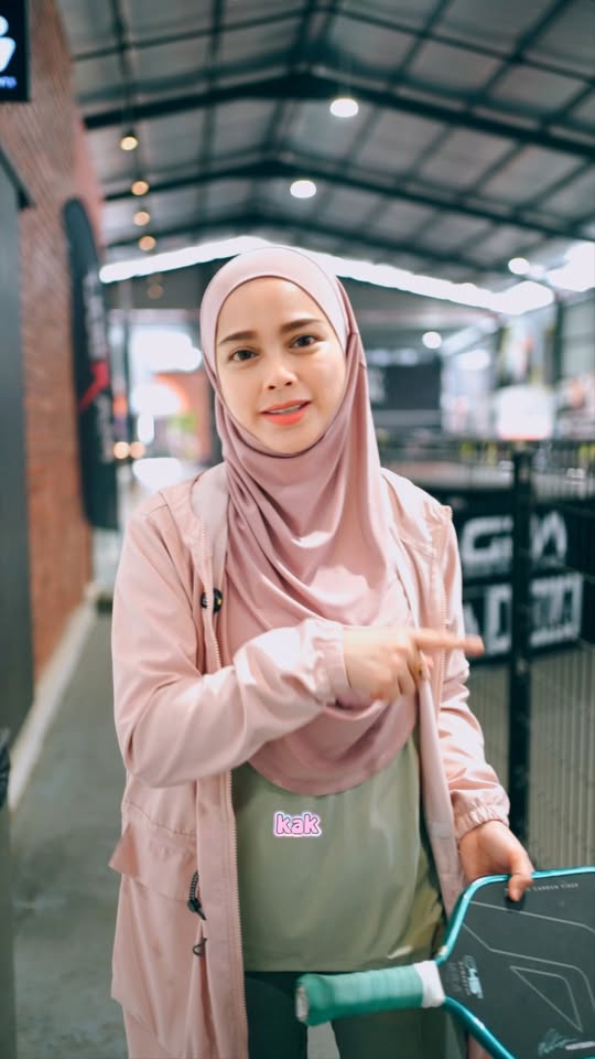 Jom tengok rutin penjagaan kulit Sari Yanti! . 
.
Sari Yanti telah menggunakan p…