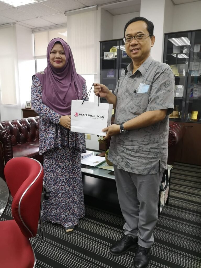 Terima kasih Datuk Ahmad Fauzi Ismail atas segala jasa baik dan sokongan Datuk s…